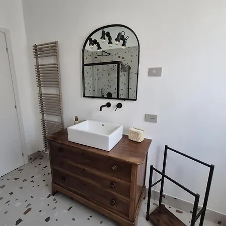 Il Glicine Bianco Omegna