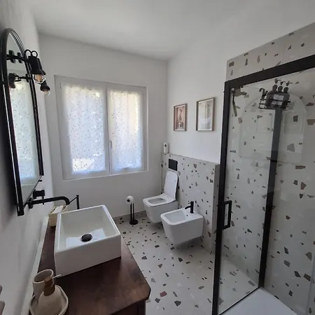 Il Glicine Bianco * Omegna